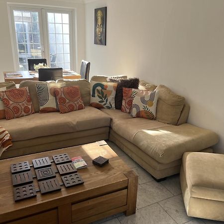 City Reach Retreat Spacious 4Bed House Startford Maryland Great Transport Links London Kültér fotó